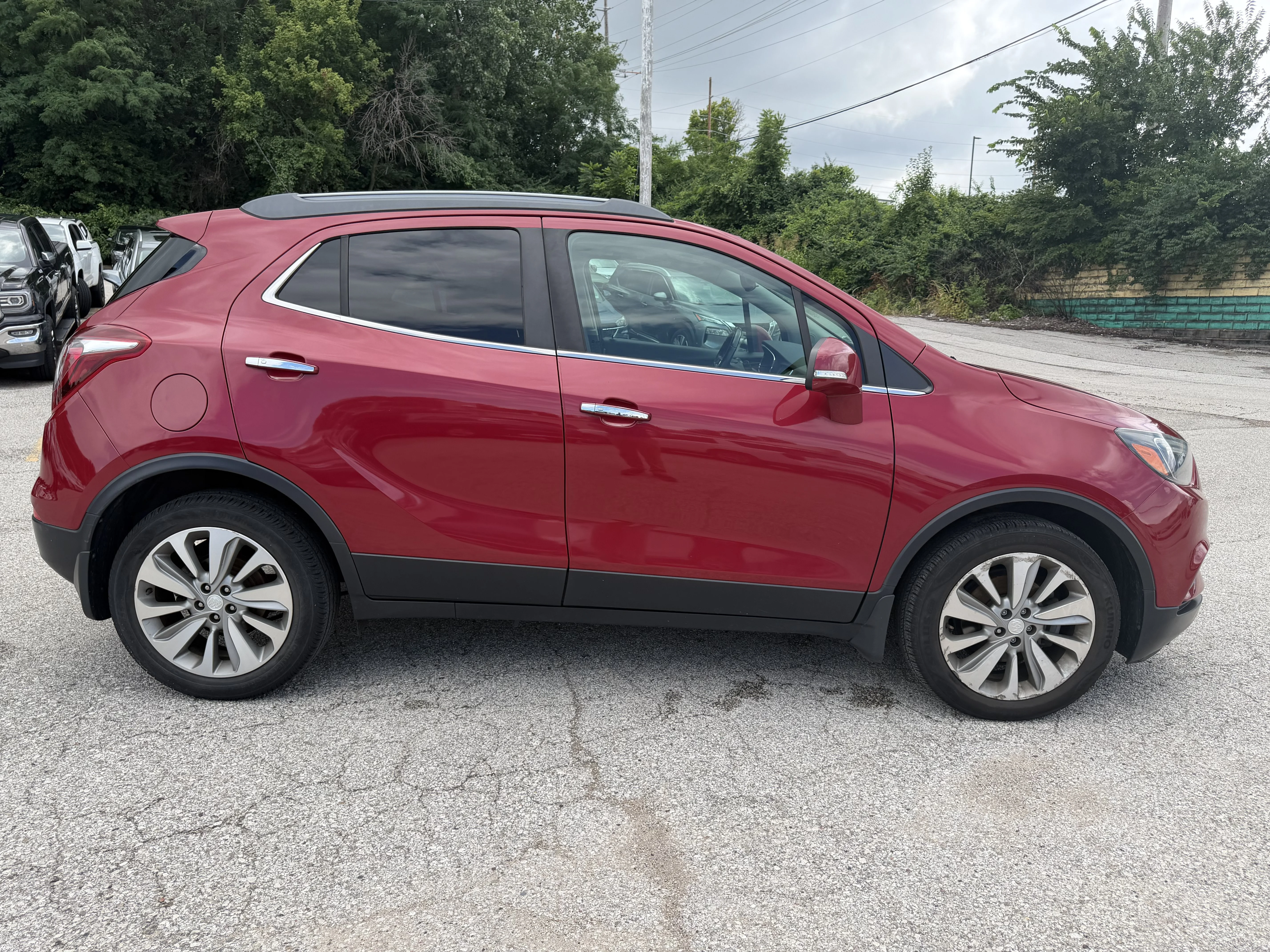 Used 2019 Winterberry Red Metallic Buick Preferred image 7
