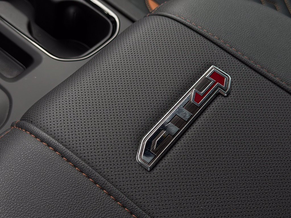 2026 GMC Sierra 2500HD AT4 - Photo 39
