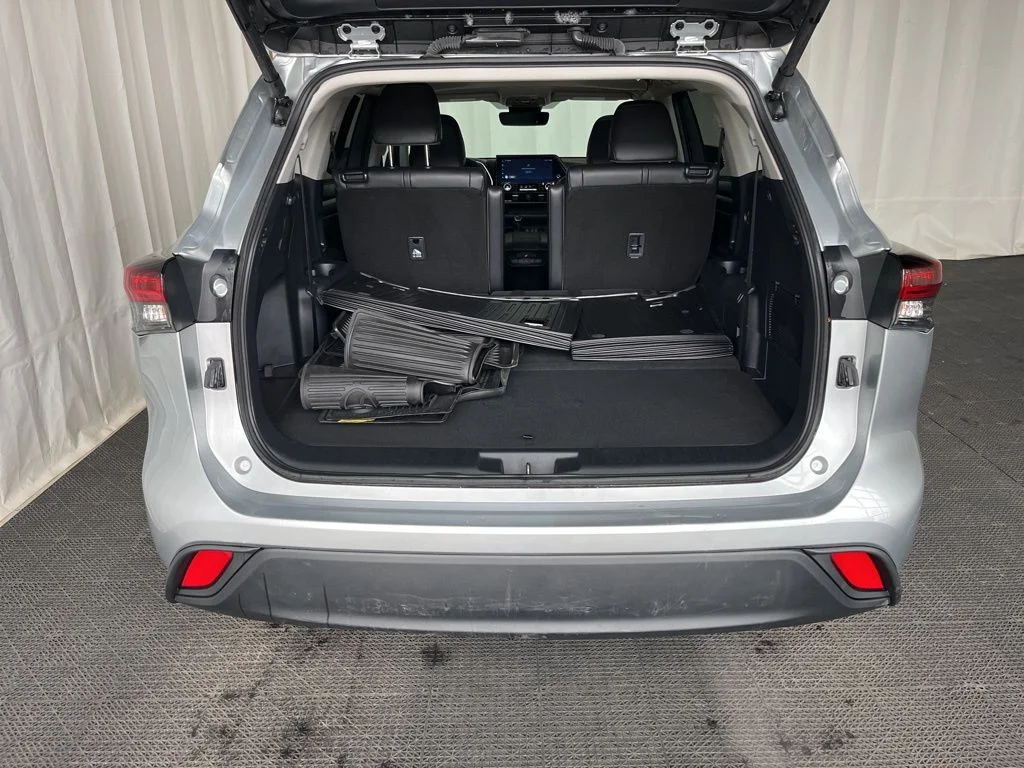 Used 2024 Celestial Silver Metallic Toyota XLE image 27