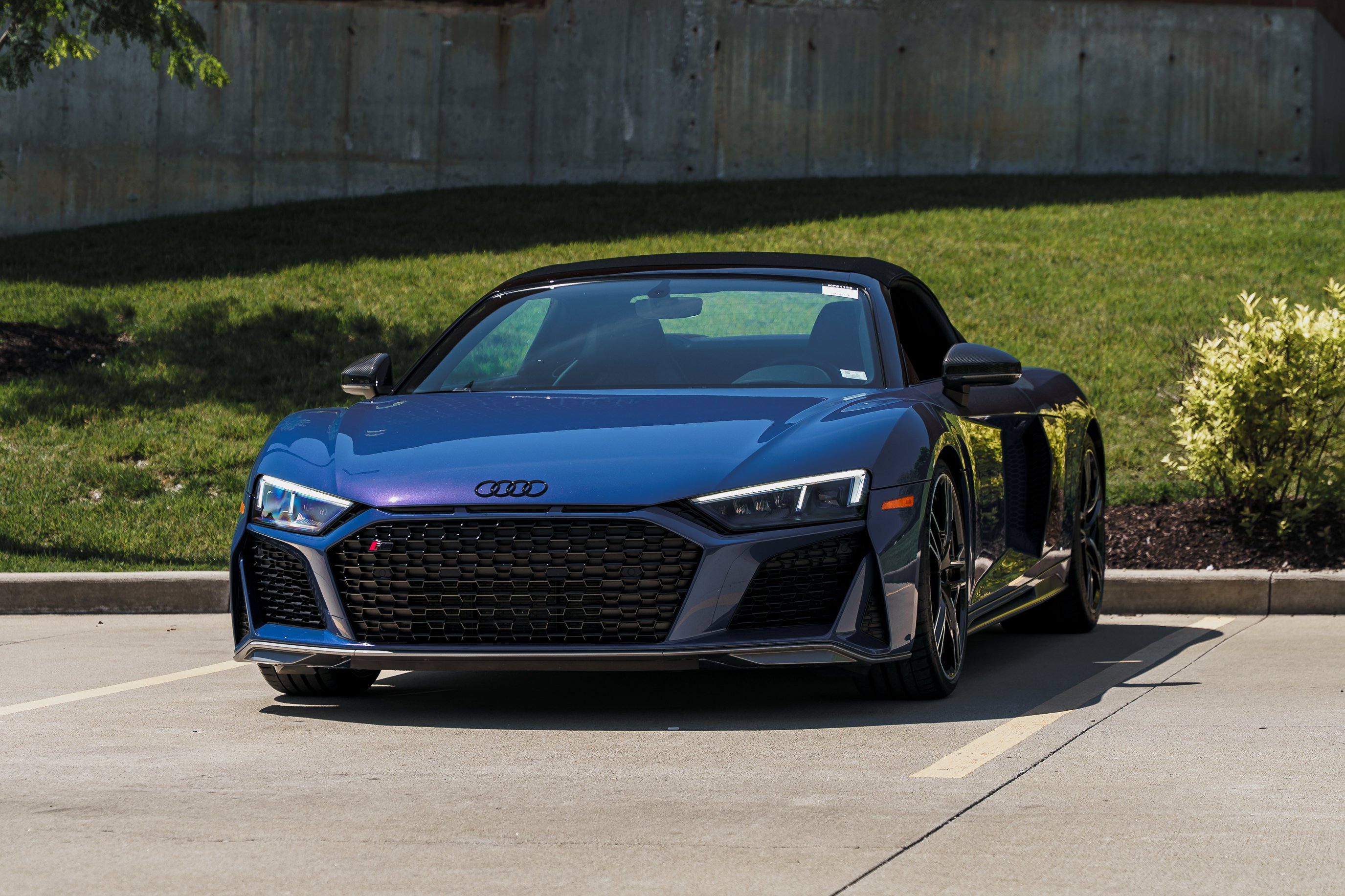 Used 2020 Ascari Blue Metallic Audi V10 performance image 8