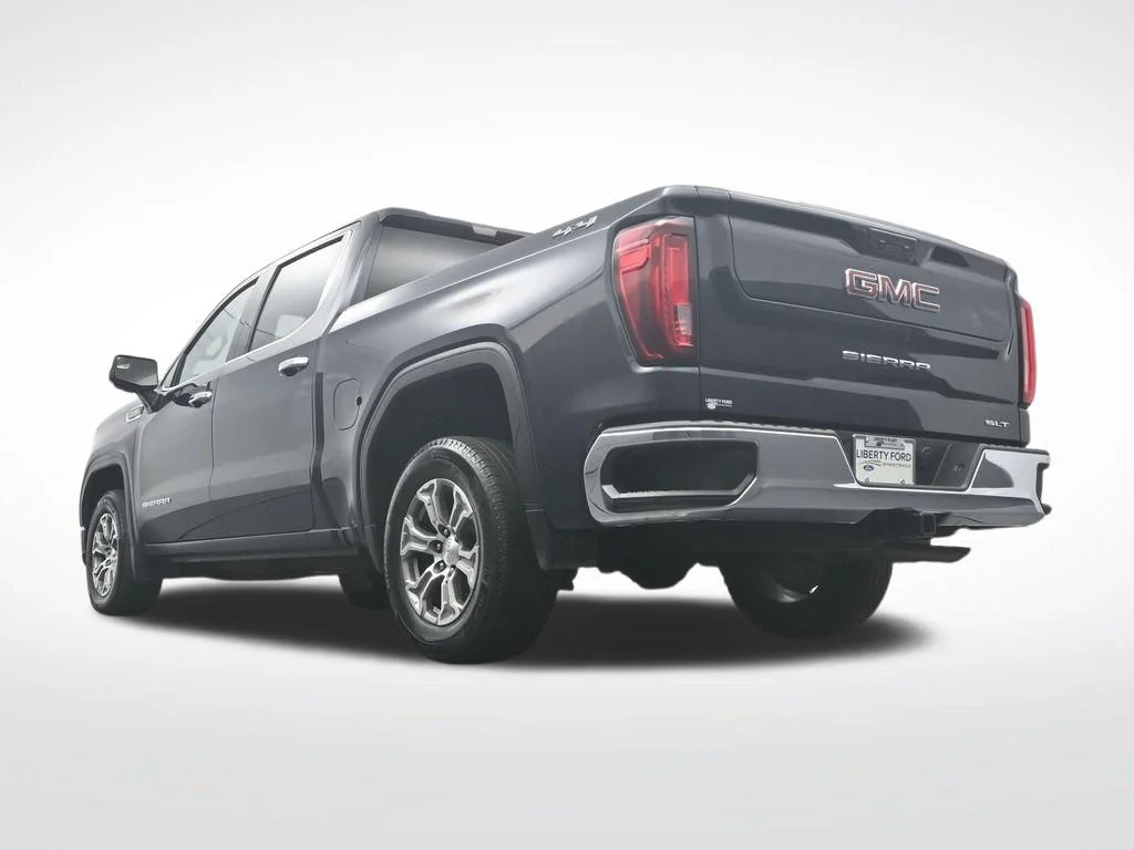 Used 2025 Silver GMC SLT image 44
