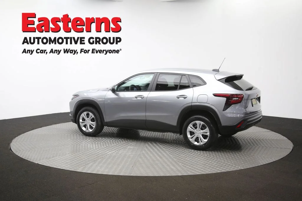 Used 2024 Gray Chevrolet LS image 61