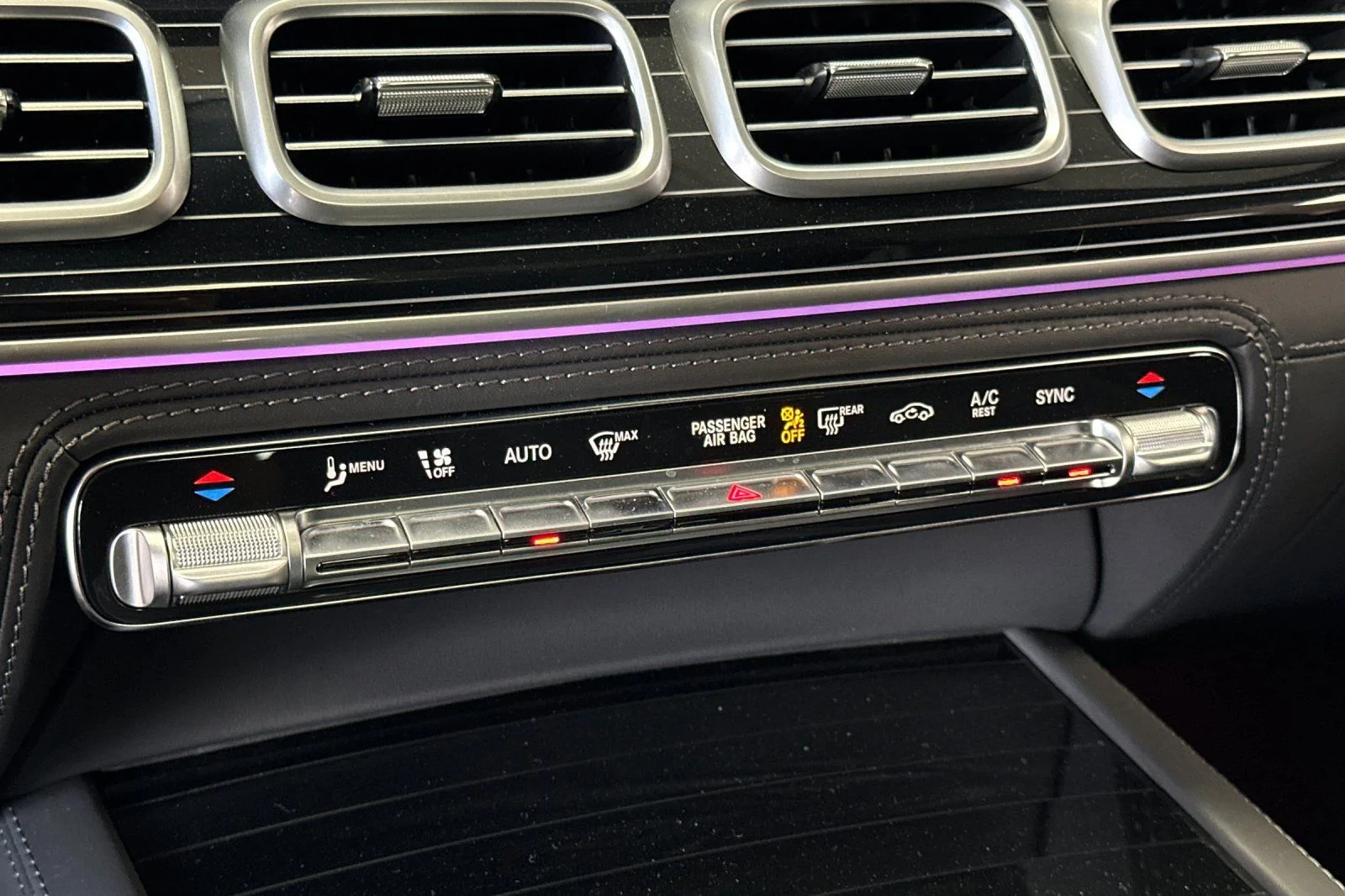 Used 2025  Mercedes-Benz GLS 63 AMG® image 21