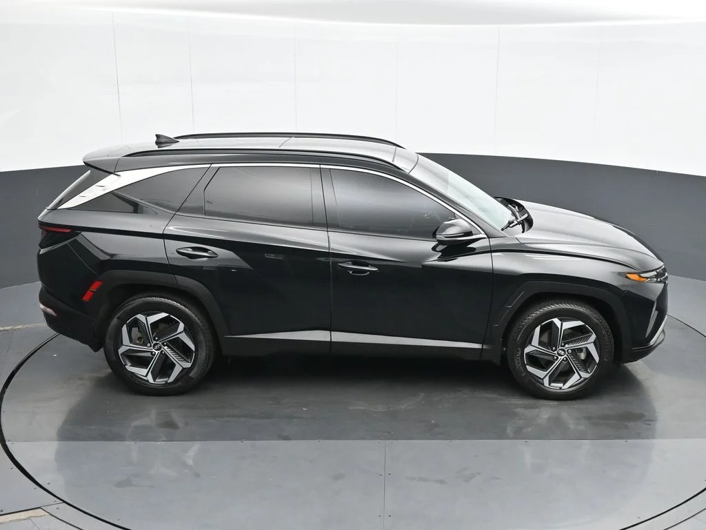 Used 2024 Black Hyundai Limited image 22