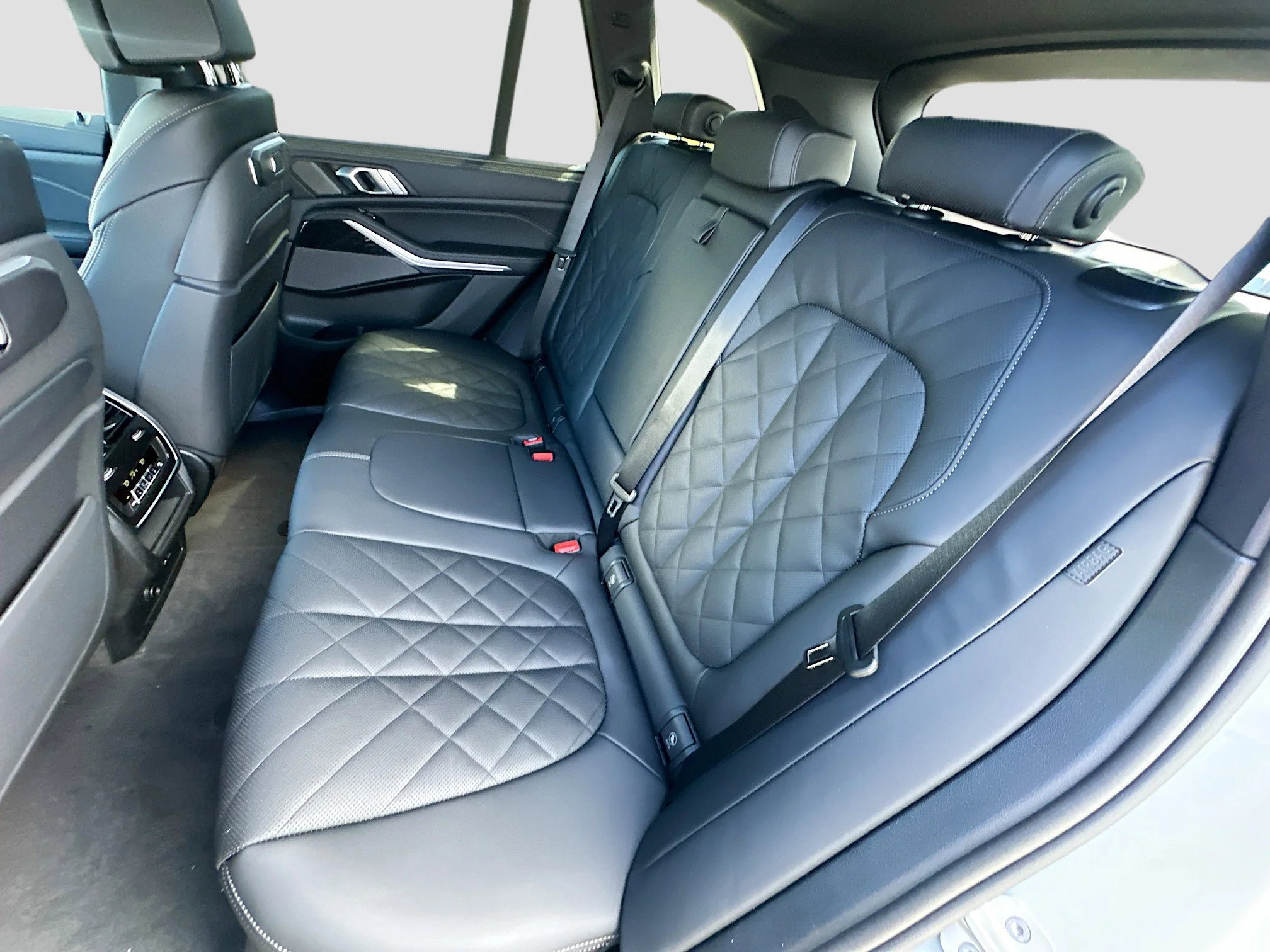 2026 BMW X5 M60i - Photo 20