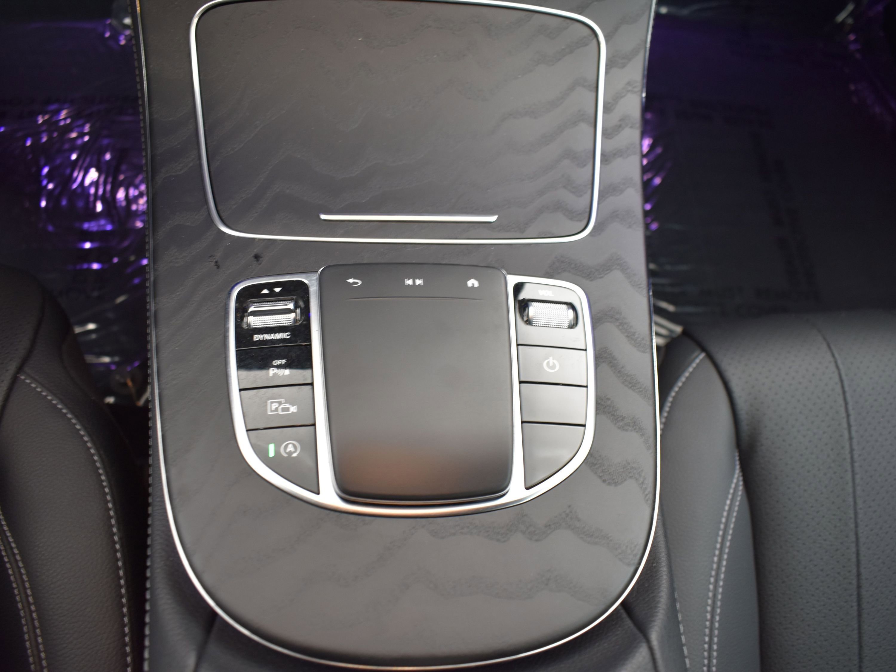 2022 Mercedes-Benz E-Class E350 - Photo 10