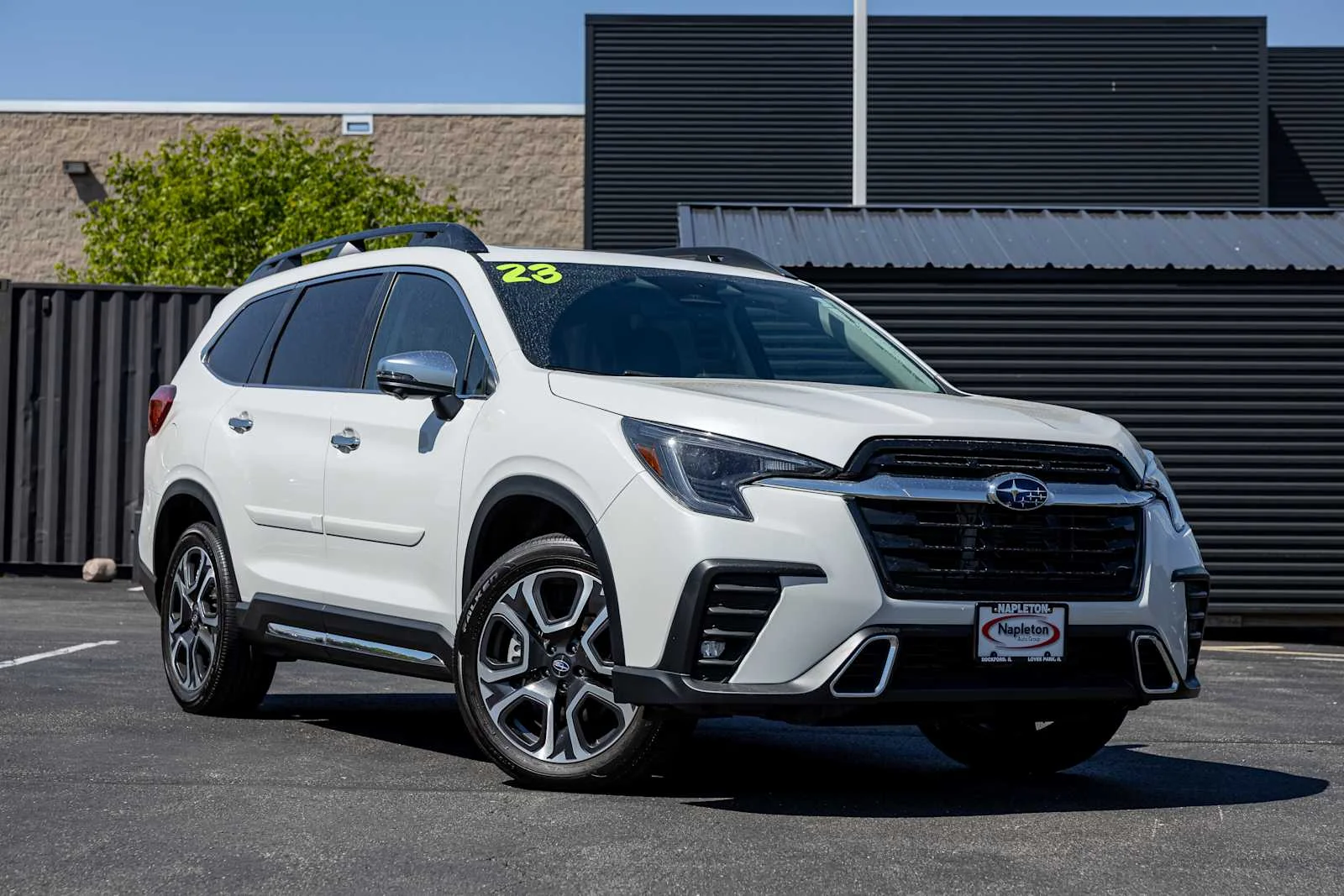 2023 Subaru Ascent Touring's photo