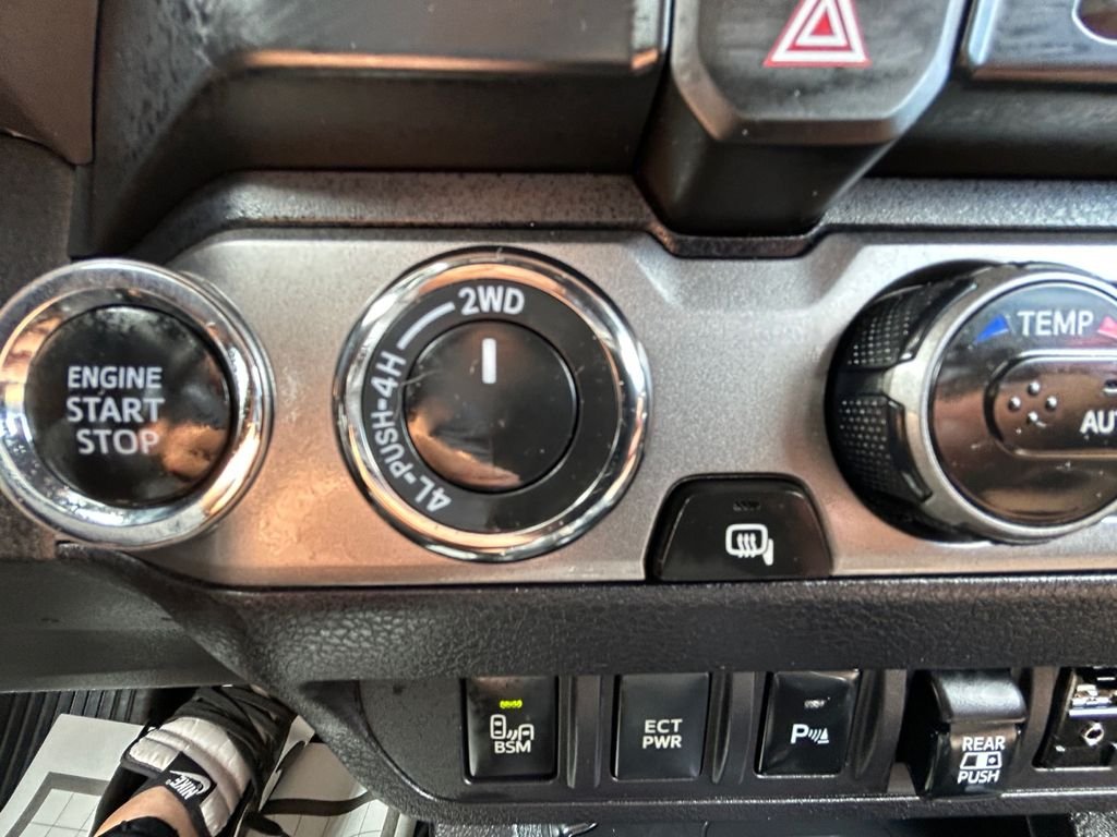Used 2019 Gray Toyota Limited image 30