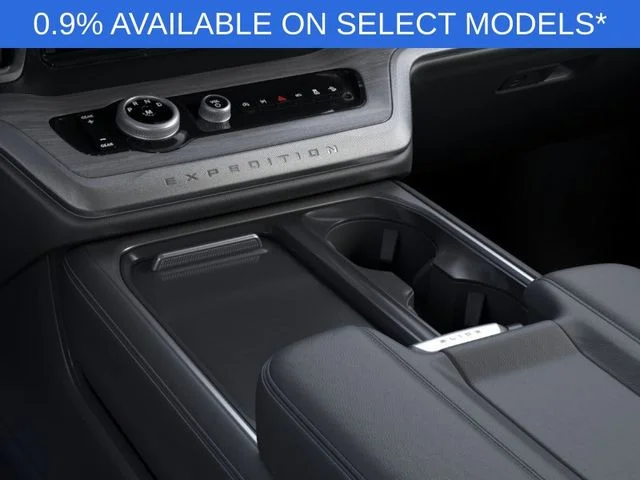 New 2026 Star White Metallic Tri-Coat Ford MAX Platinum® image 15