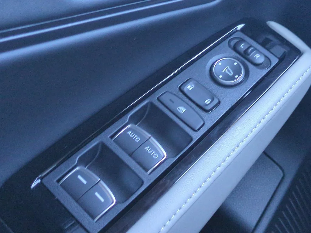 Used 2026  Honda Touring image 24