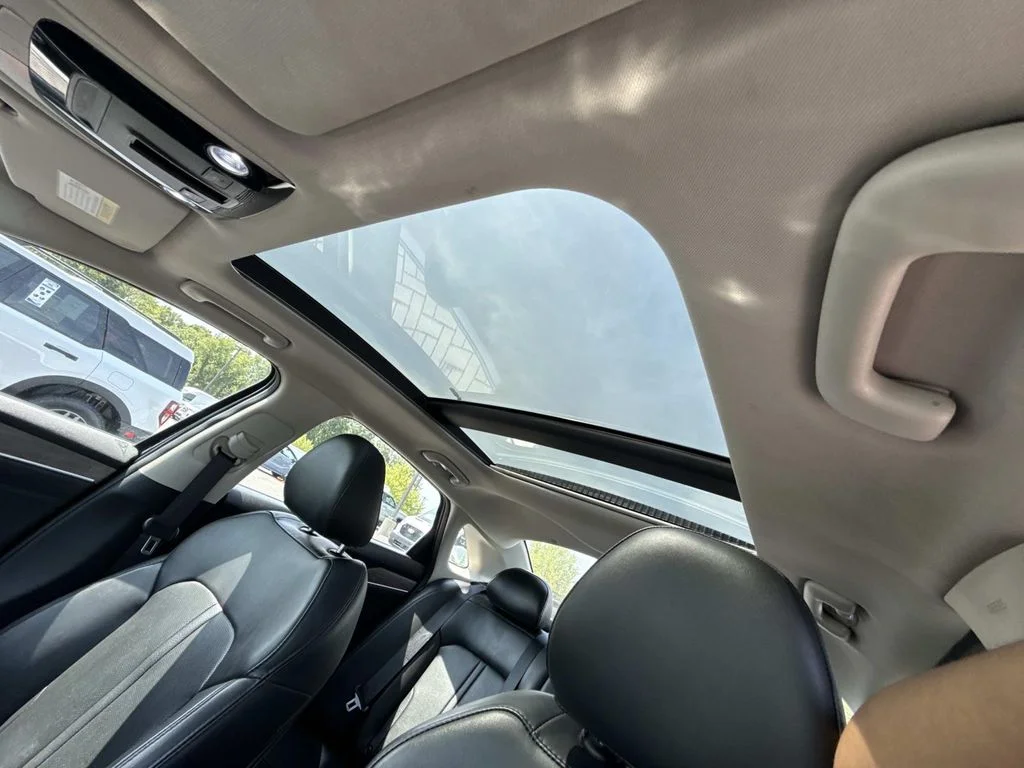 Used 2023 Black Kia EX image 21