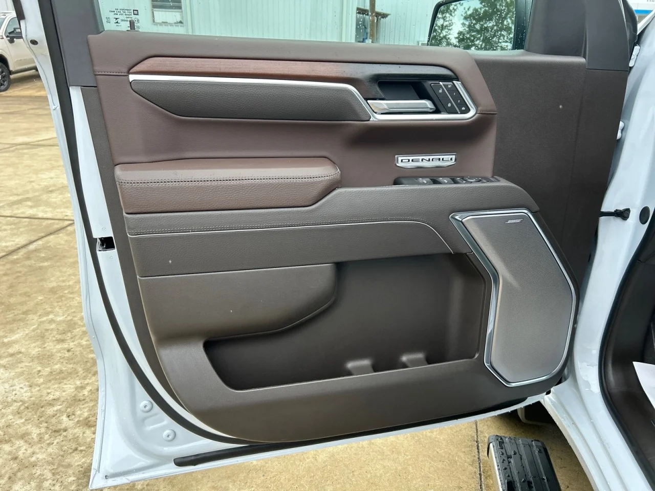 New 2026 Glacier White Tricoat GMC Denali image 10