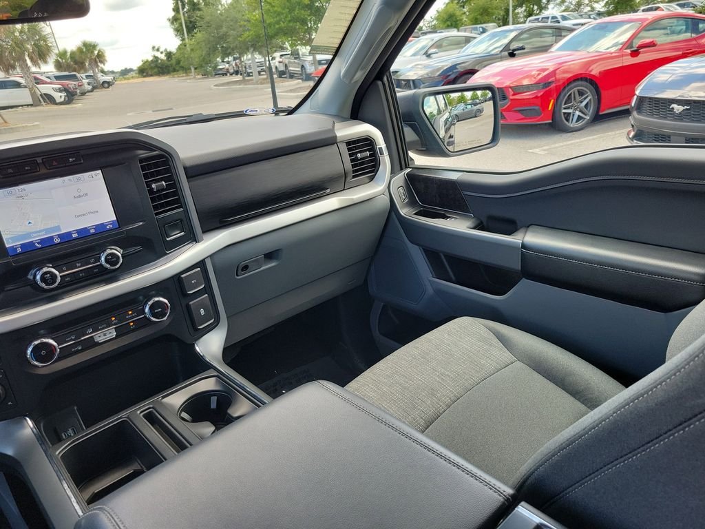 Used 2022 Blue Ford XLT image 13