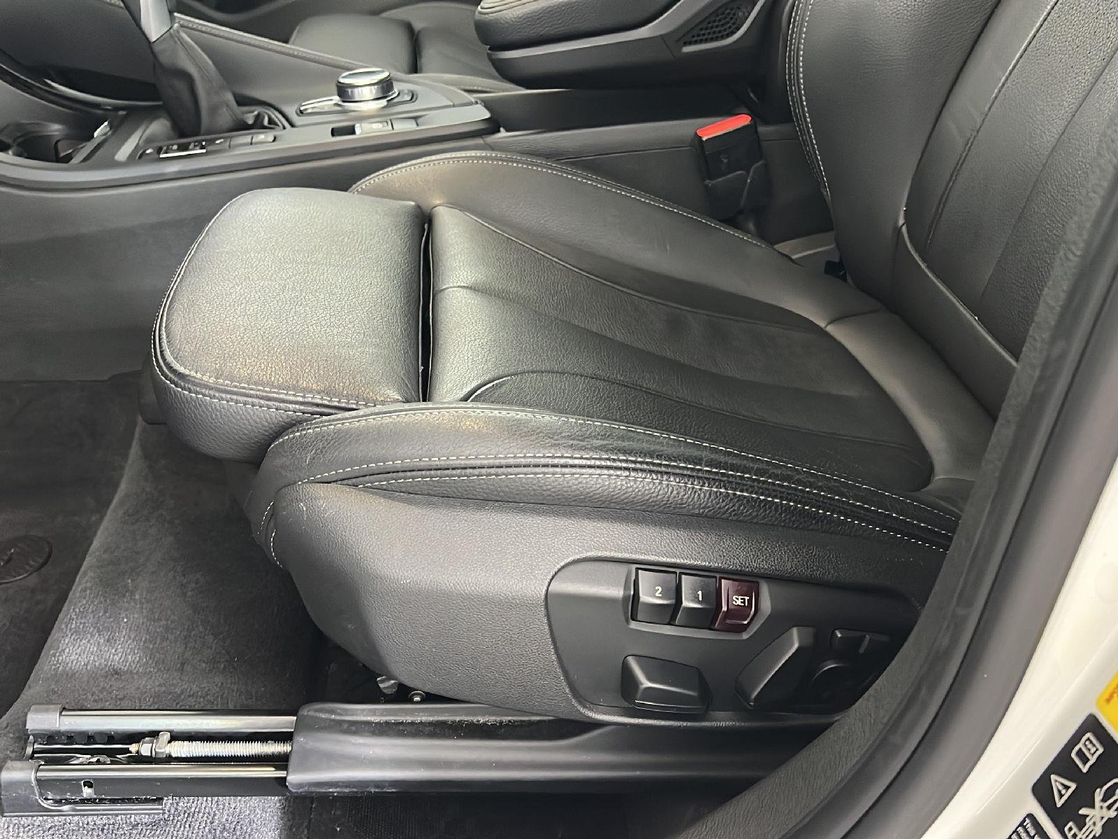 Used 2018 Alpine White BMW xDrive28i image 15
