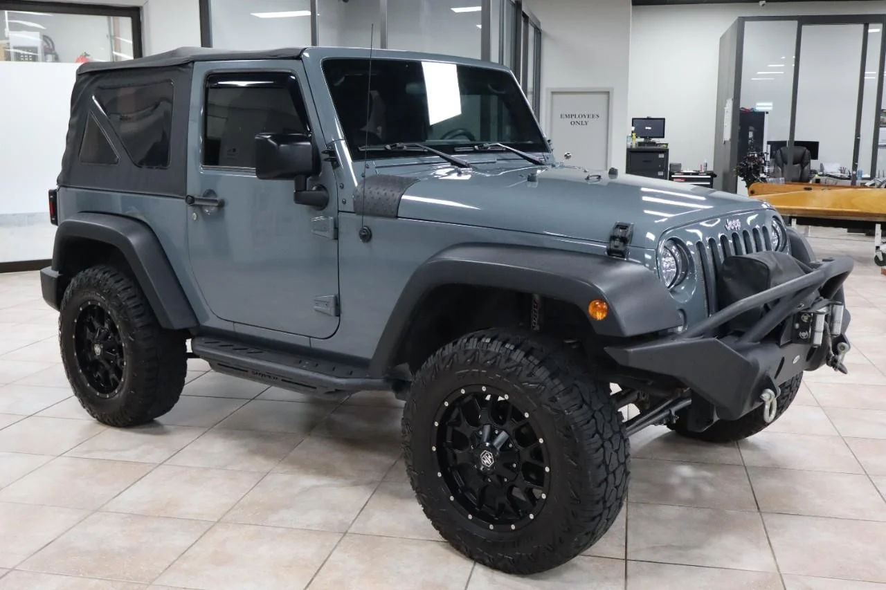 Used 2015 Hydro Blue Pearl Coat Jeep Sport image 4