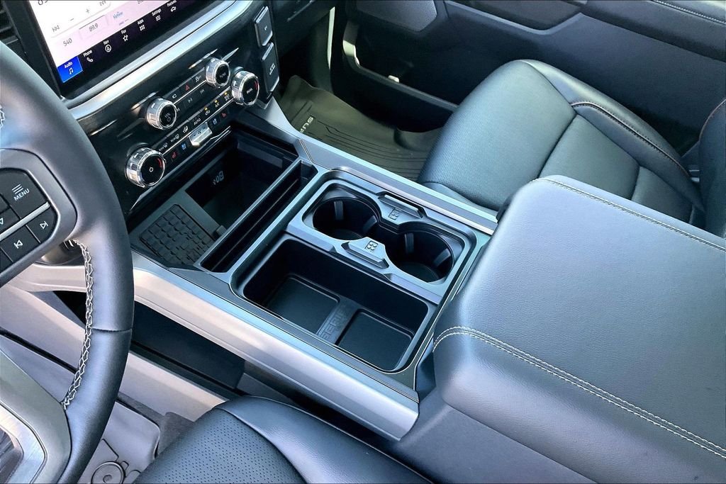 New 2026 Ford Super Duty F-250 Lariat 4D Crew Cab