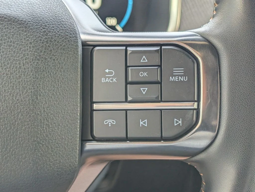 Used 2023 Blue Ford Platinum image 27