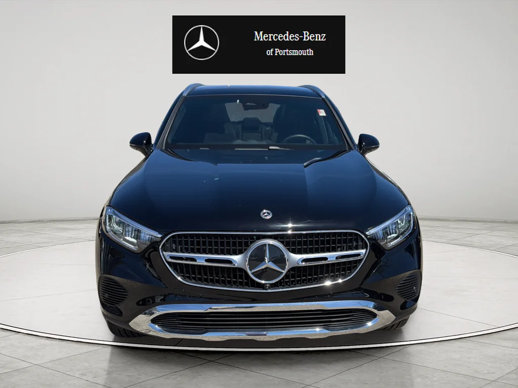Certified Used 2026 Black Mercedes-Benz GLC 300 image 8