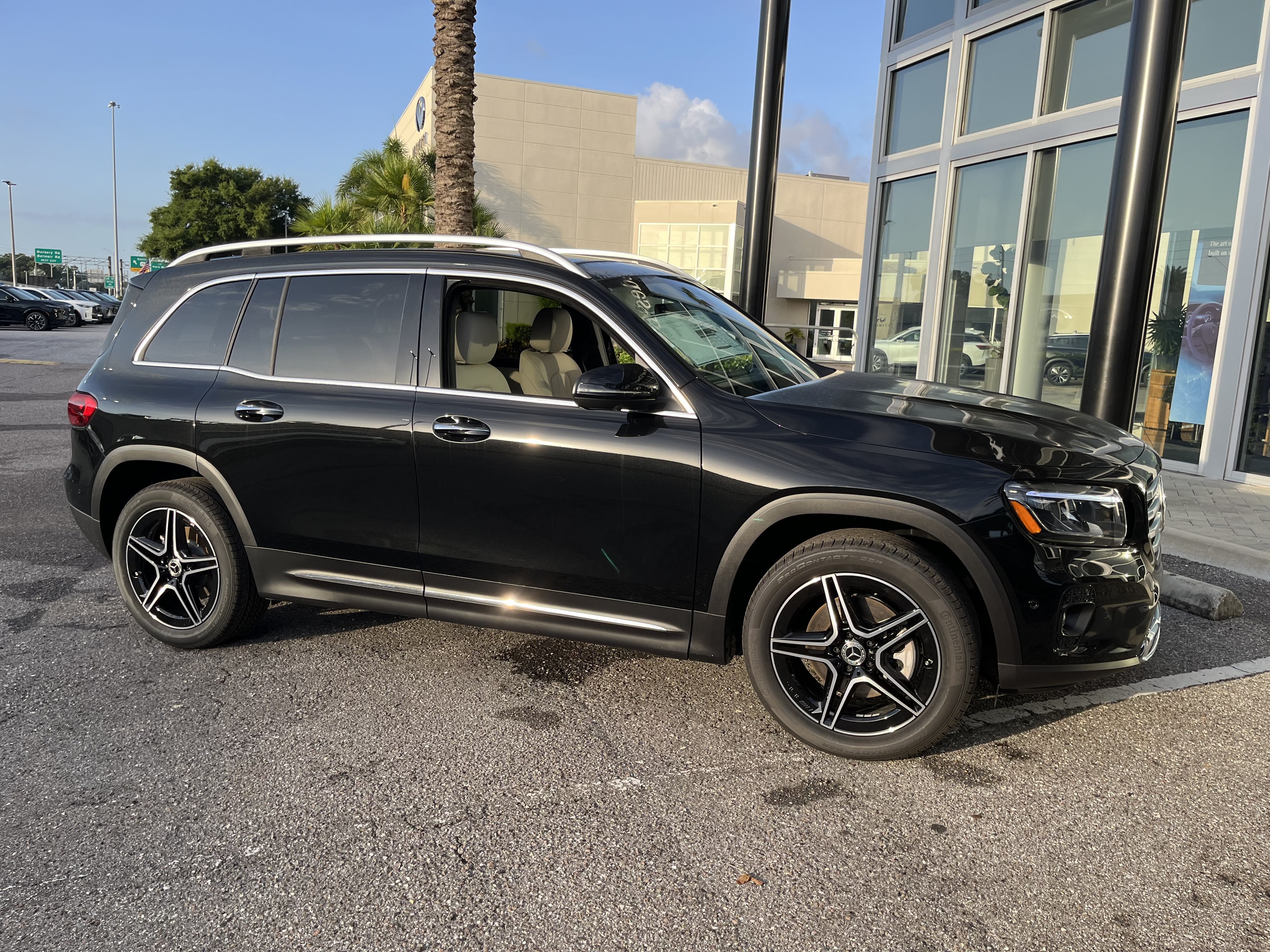 New 2026 Cosmos Black Metallic Mercedes-Benz GLB 250 image 34