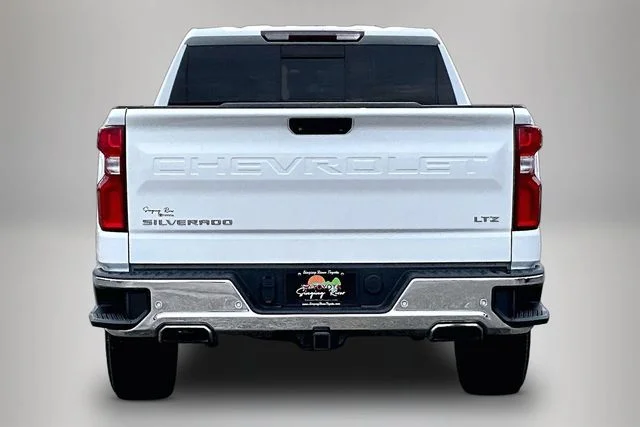 Used 2019 White Chevrolet LTZ image 6