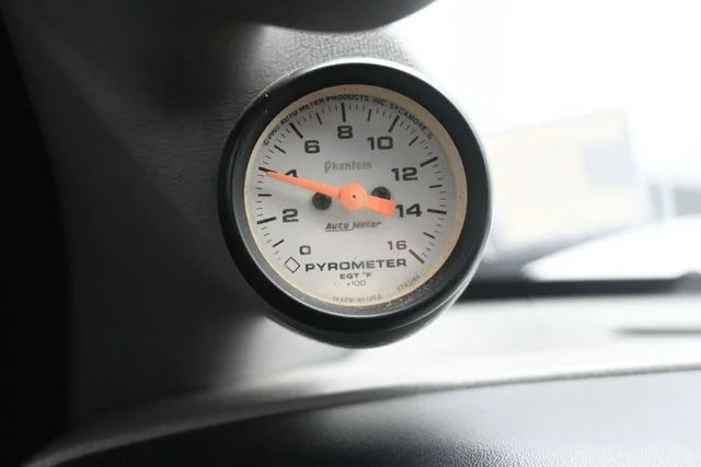 Used 2004 Beige Ford XLT image 24