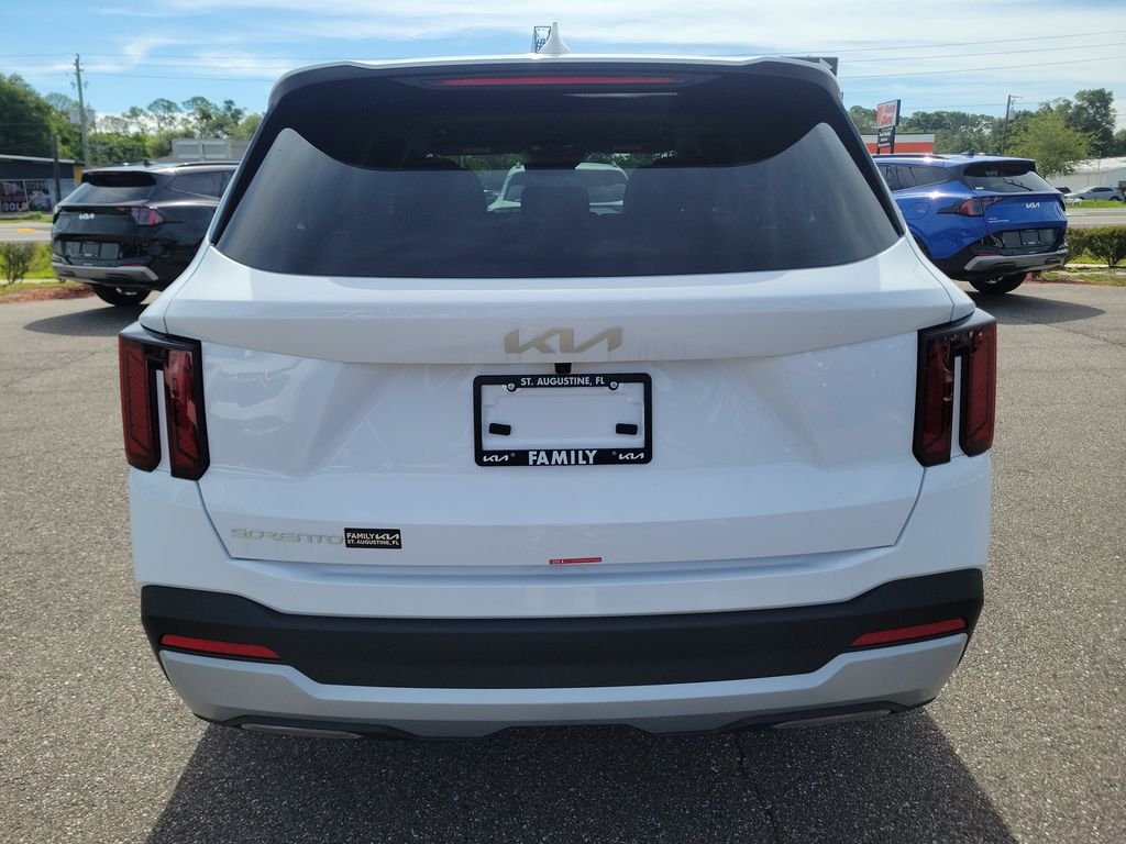 New 2026 White Kia LX image 5