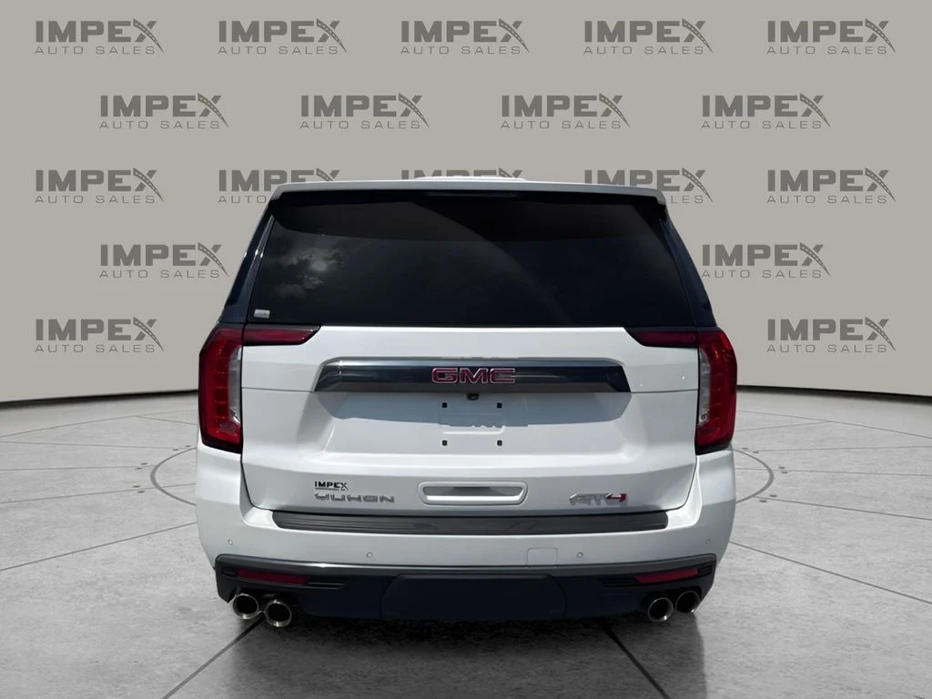 Used 2023 White GMC AT4 image 4