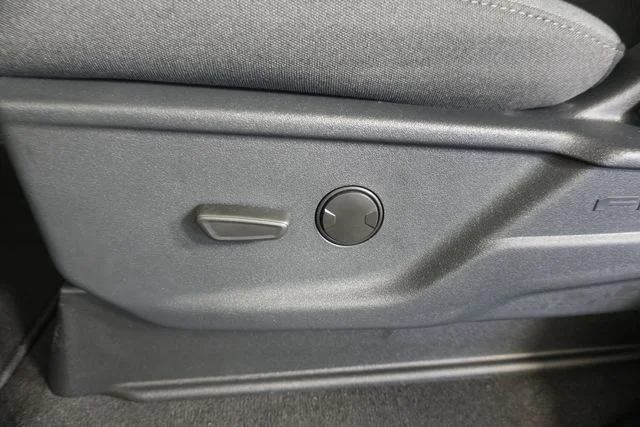 New 2026 Carbonized Gray Metallic Ford F-250® XLT image 25