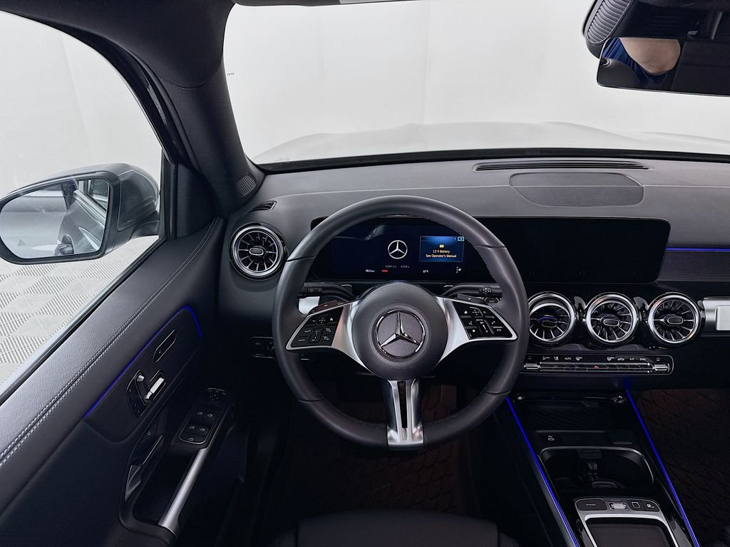Used 2026 Gray Mercedes-Benz GLB 250 image 23