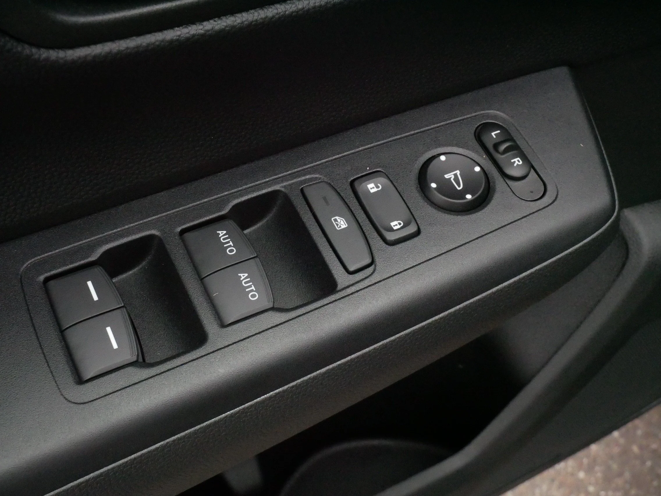 2026 Honda CR-V EX - Photo 55