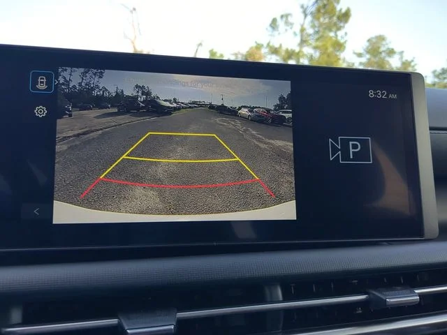 Certified Used 2025 White Hyundai SEL image 20