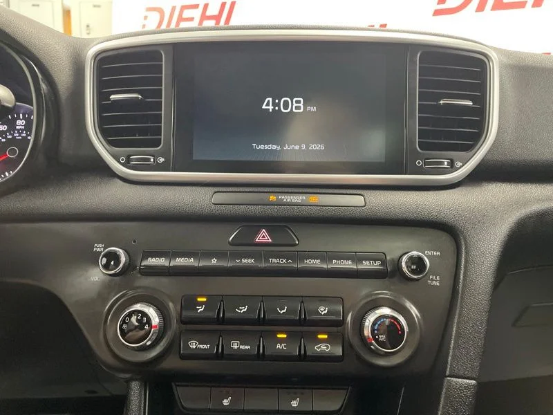 Used 2021 Red Kia S image 28