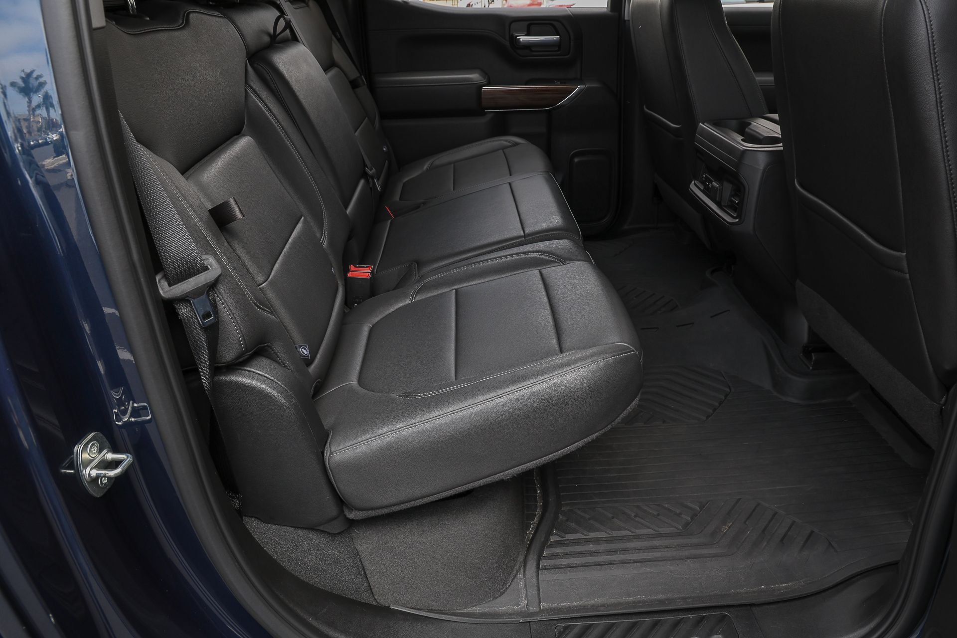 Used 2021 Blue Chevrolet RST image 34