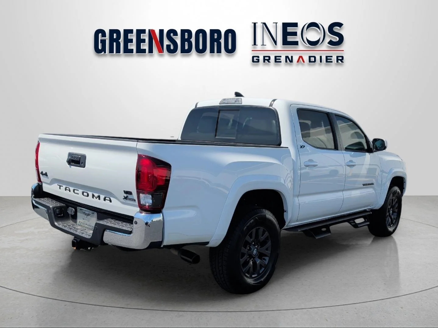 Used 2023 Ice Cap Toyota SR5 image 5