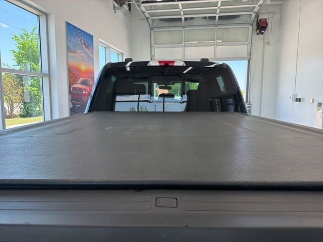 Used 2021 Blue Ford Lariat image 9