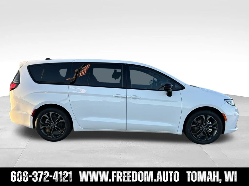 2026 Chrysler Pacifica Select - Photo 9
