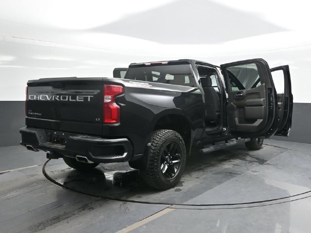 Used 2022 Black Chevrolet LT Trail Boss image 29