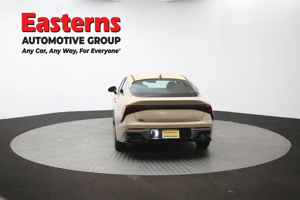 Used 2025 Red Kia LXS image 40