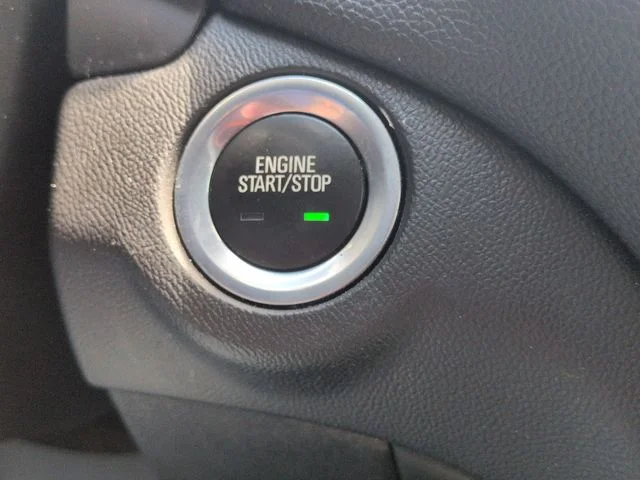 Used 2019 White Chevrolet LT image 18