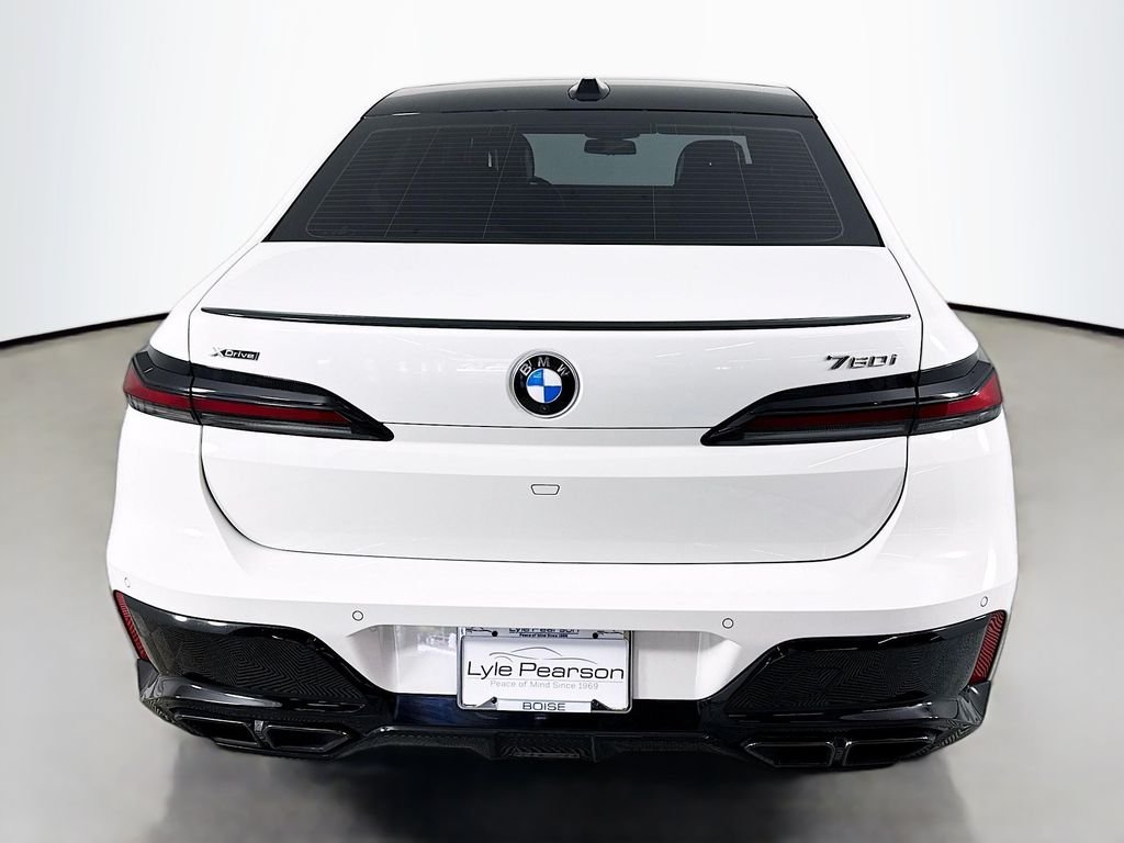 Used 2024 Black BMW 760i xDrive image 10
