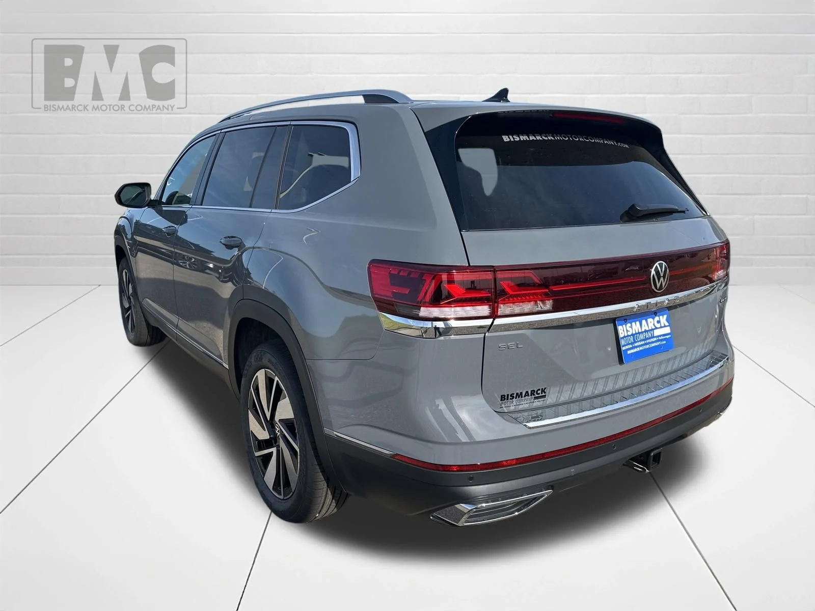 New 2026 Gray Volkswagen 2.0T SEL image 4