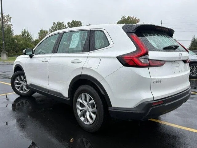 Used 2024 Platinum White Pearl Honda LX image 8