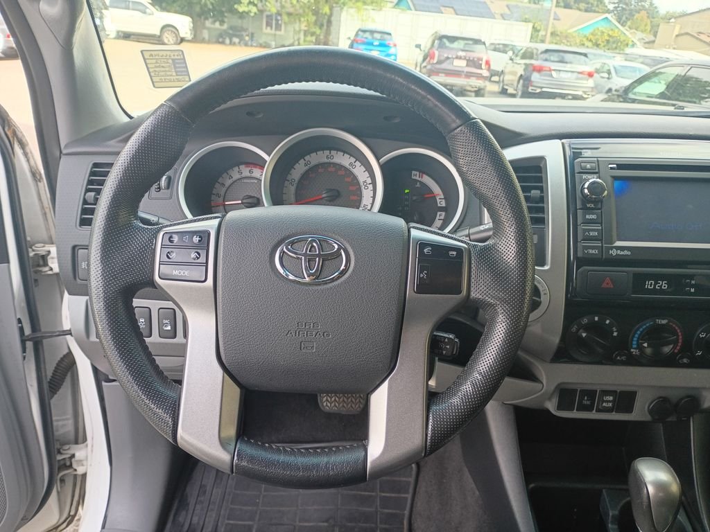 Used 2012 Super White Toyota Base image 24