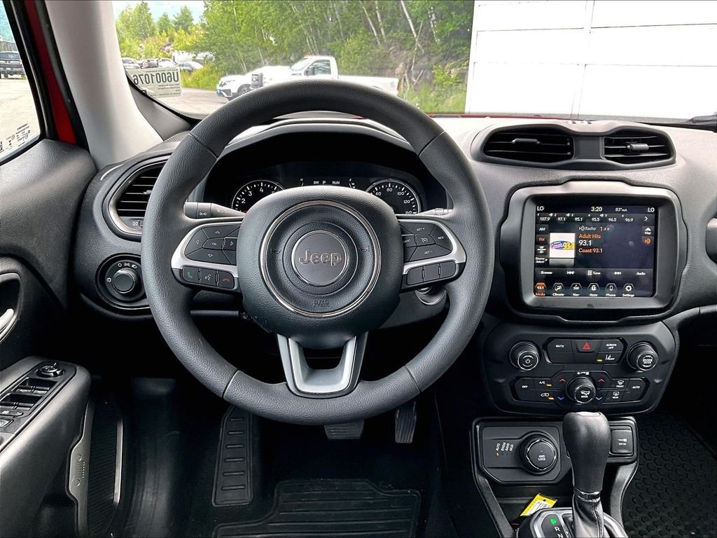 Used 2023 Colorado Red Clearcoat Jeep Latitude image 17