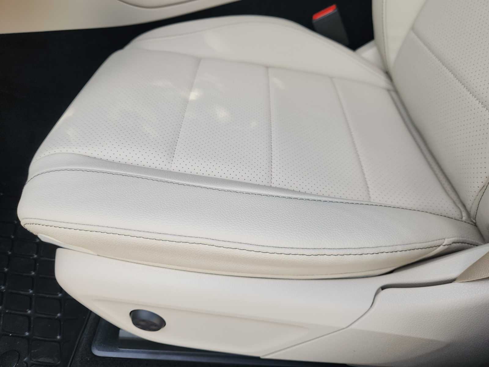 Certified Used 2026 Polar White Mercedes-Benz GLE 350 image 21