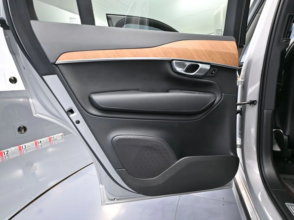 2024 Volvo XC90 Plus - Photo 38
