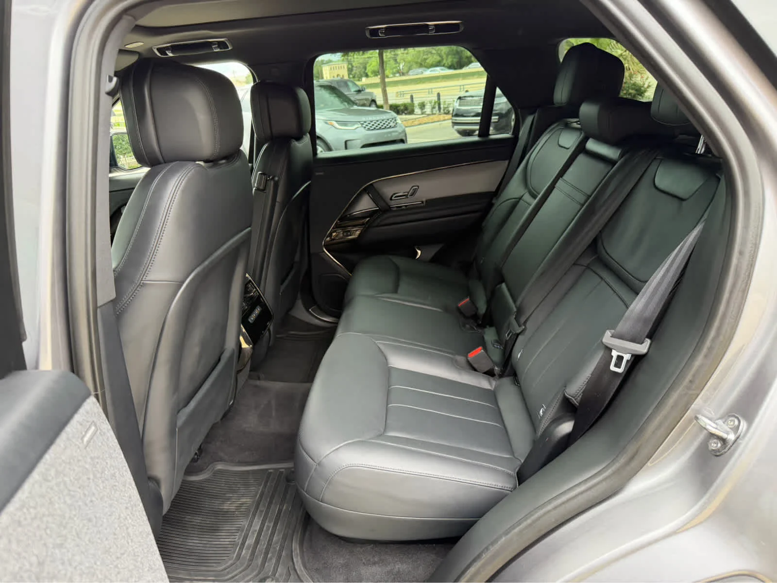 2024 Land Rover Range Rover Sport SE - Photo 10