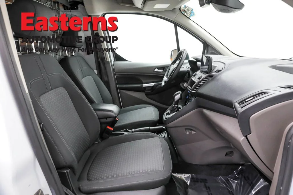 Used 2020 White Ford XLT image 24