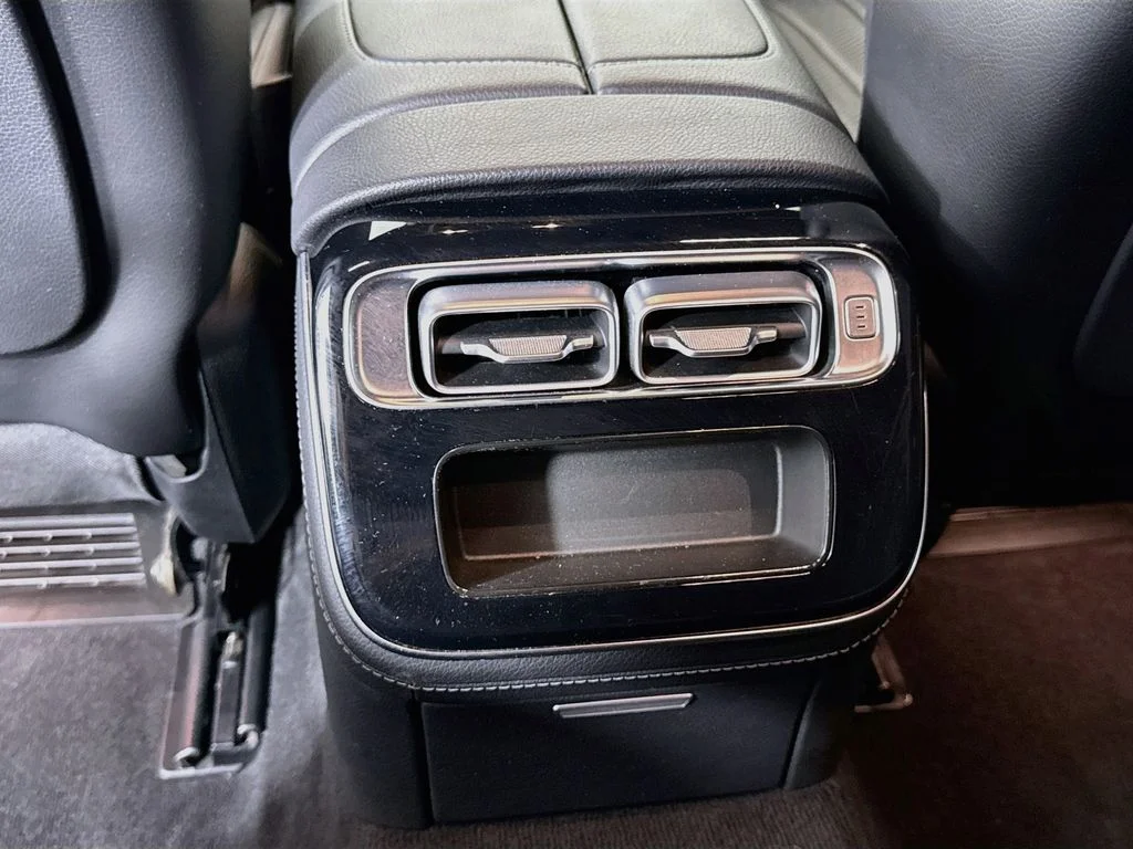Used 2022 Gray Mercedes-Benz S 580 image 25
