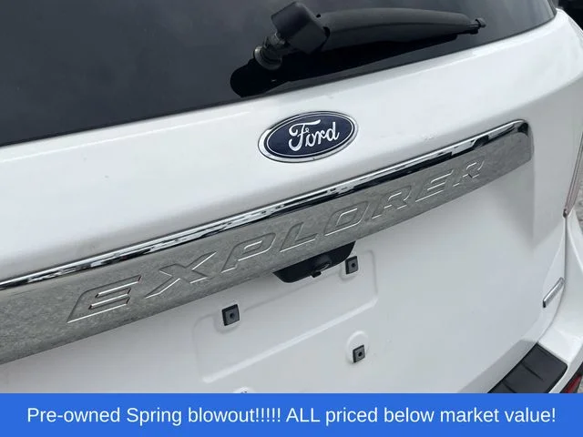 Used 2020 White Ford XLT image 13